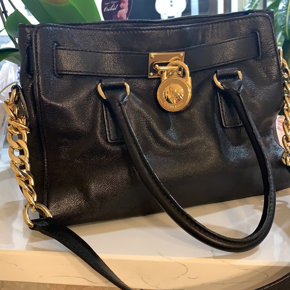 Michael Kors - Picture 2 of 9